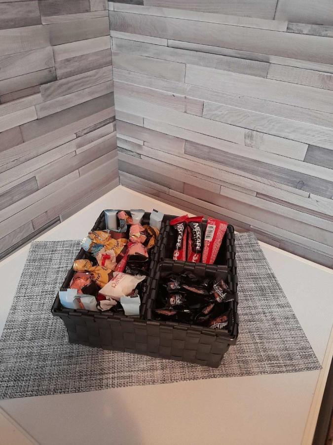 Apartman Aurora ノヴィ・サド エクステリア 写真